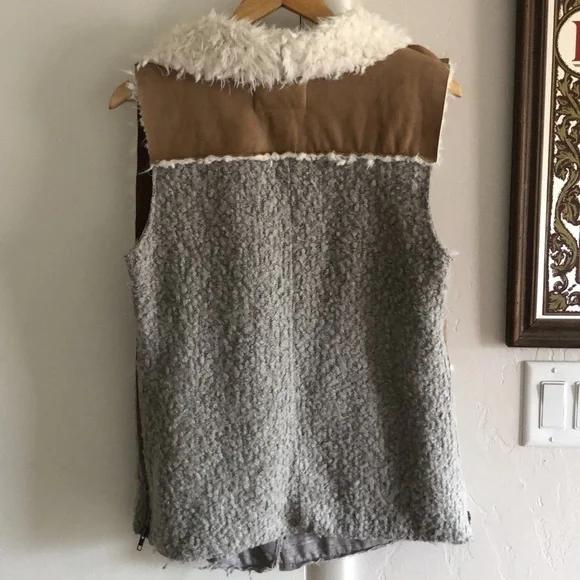 Anthropologie Brown Tan Cream Faux Shearling Vest - Picture 8 of 8